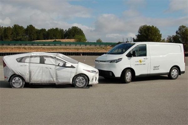 The Euro NCAP Commercial Van Safety has awarded high ratings to three models from the MAXUS eDeliver series